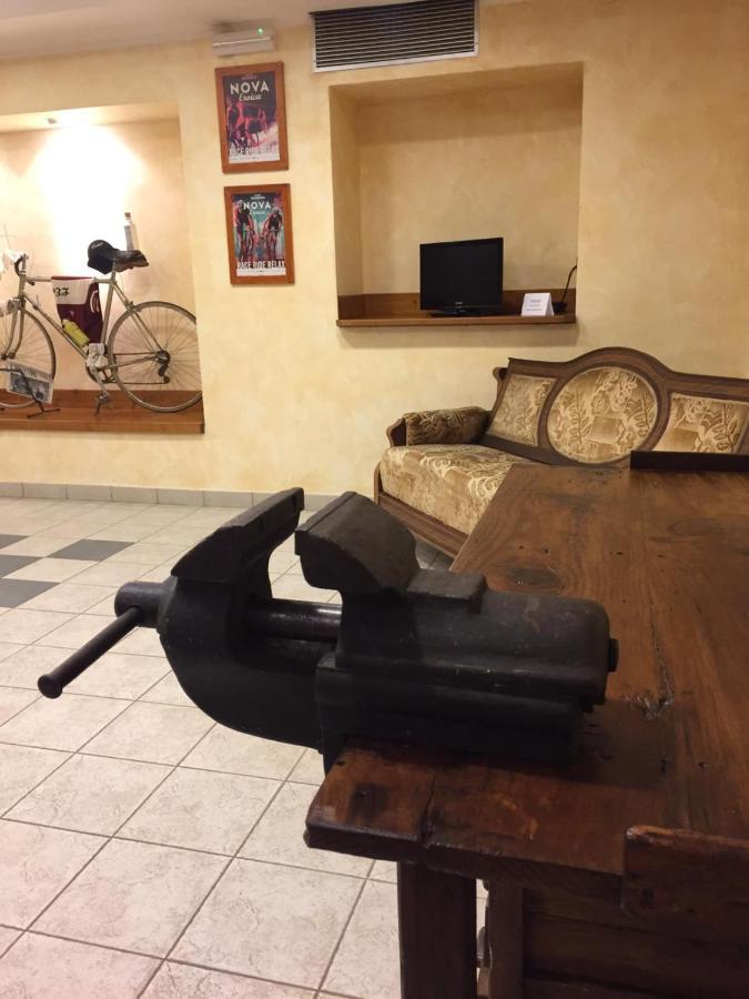 Hotel Ghibellino Buonconvento Dış mekan fotoğraf